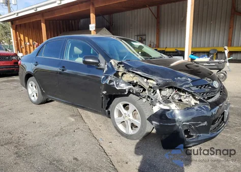 2013 Toyota Corolla Base z USA, uszkodzony, nr VIN 5YFBU4EE5DP105489